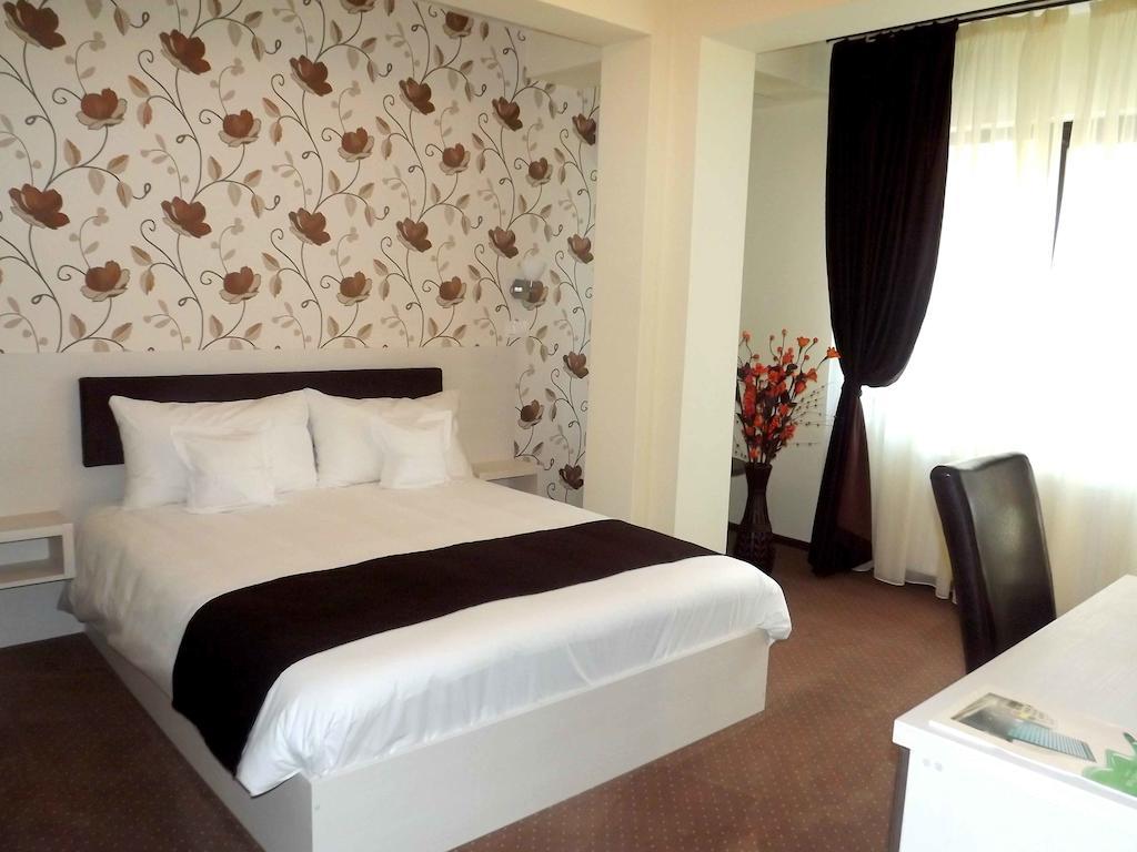 West Plaza Residence 부쿠레슈티 객실 사진