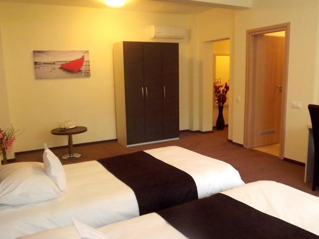 West Plaza Residence 부쿠레슈티 객실 사진