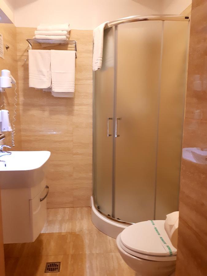 West Plaza Residence 부쿠레슈티 외부 사진